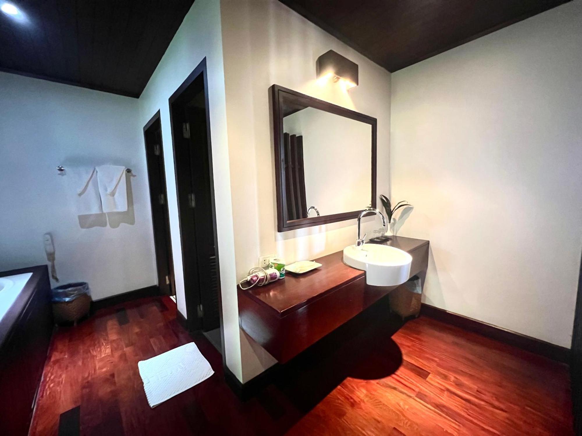 Meuangluang Hotel Luangprabang Kültér fotó